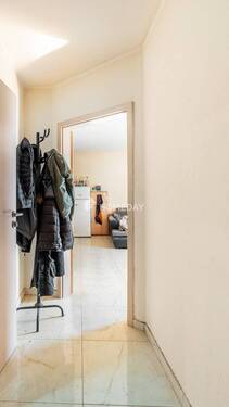 Flur 2 - 1 Zimmer Etagenwohnung zum Kaufen in Essen