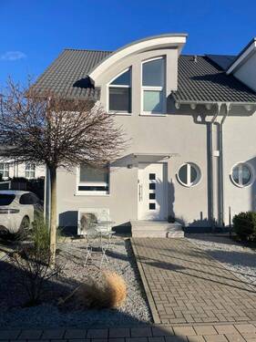 PHOTO-2025-07-23-14-30-10.jpeg - Moderne Doppelhaushälfte im Neubaugebiet in Pfungstadt