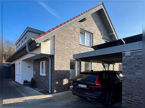 Carport - Fahrradgarage - Ruhig gelegen, clever geschnitten - moderne Doppelhaushälfte mit Keller und Carport