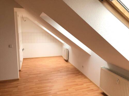 2.jpg - 3 Zimmer Etagenwohnung in Chemnitz