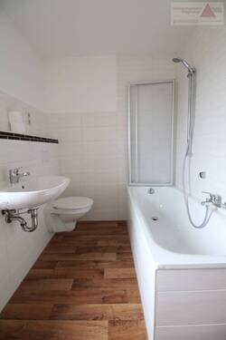 Badezimmer 1. OG - 
