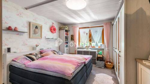 Schlafzimmer 1 - 