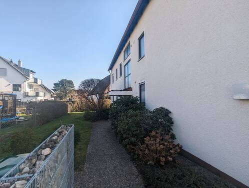 Hauseingang - 2 Zimmer Etagenwohnung in Möhrendorf