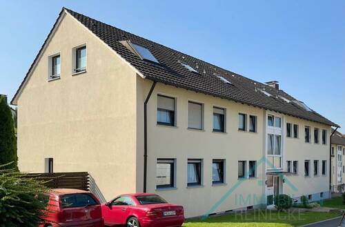 Haus Front - Charmante Dachgeschosswohnung in Menden