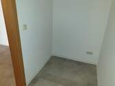 Blick in die Garderobe - 