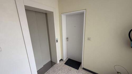 Bild 3 - 4 Zimmer Etagenwohnung in Kornwestheim