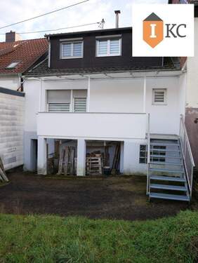 Blick vom Garten - 5 Zimmer Reihenmittelhaus zum Kaufen in Saarbrücken / Herrensohr