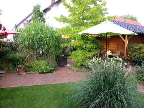 Gartenfläche - Doppelhaushälfte mit 178,00 m&sup2; in Ronnenberg zum Kaufen