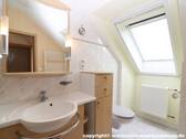 Bild 9 Wohnung 1 Dachgeschoss Bad Ansicht 1 - 