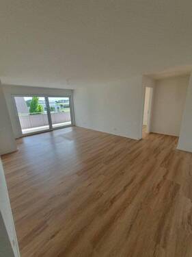 Wohnzimmer - 4 Zimmer Etagenwohnung zur Miete in Horb am Neckar