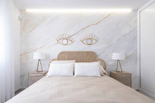 ac778592-e24c-4c86-ba42-0a7125 - 