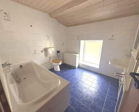 Badezimmer Dachgeschoss - 