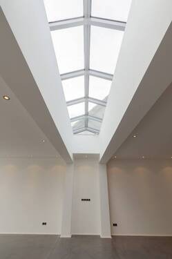 Impression Glaskuppel - Büro mit 90,00 m&sup2; in Bad Neuenahr-Ahrweiler zur Miete