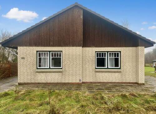 Außenansicht - Freistehendes Einfamilienhaus in ruhiger Lage - zu vermieten