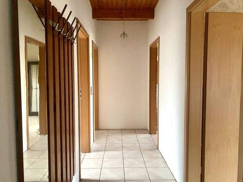 Flur - 3 Zimmer Einfamilienhaus zur Miete in Sarzbüttel