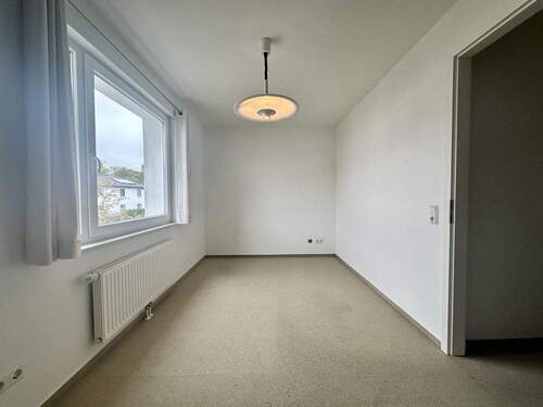 Zimmer 2 OG - 