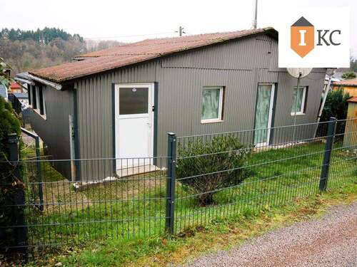 Vorderansicht Eingangsbereich 2 - Wohnen wo andere Urlaub machen - Ferienhaus - Schwarzrindersee