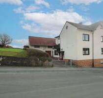 Vielseitiges Mehrgenerationenhaus auf großem Grundstück mit Scheune & Garten in Grävenwiesbach