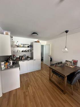 EBK - 2 Zimmer Etagenwohnung zur Miete in Nürnberg
