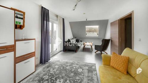 1. OG Wohnzimmer 2 - 