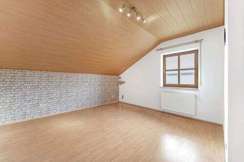 Schlafzimmer (OG) - 