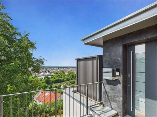 Eingansbereich - 7 Zimmer Doppelhaushälfte zum Kaufen in Kleinostheim