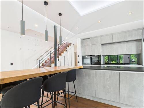 EInbauküche - 7 Zimmer Doppelhaushälfte in Kleinostheim