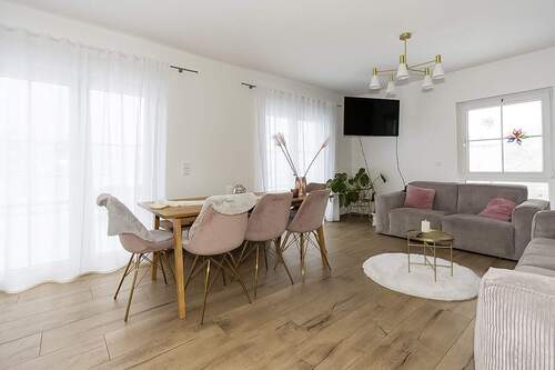 Detailbild - 7 Zimmer Einfamilienhaus zum Kaufen in Trochtelfingen