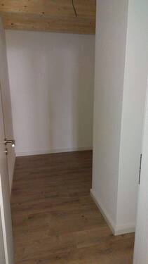 W6 (2).jpg - 2 Zimmer Etagenwohnung in Geisenhausen