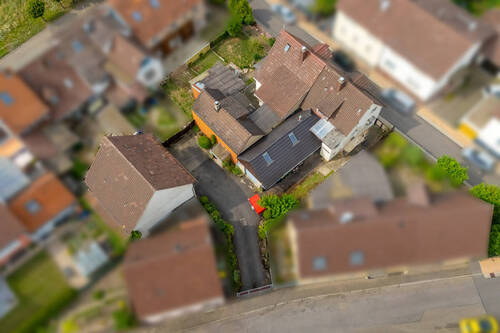 Grundstück in bester Lage - Grundstück mit Abbruch-Gebäuden