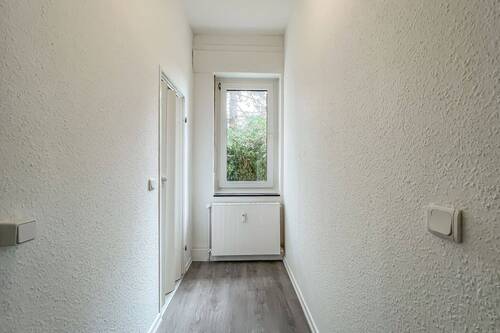 Diele - 2 Zimmer Etagenwohnung zur Miete in Witten