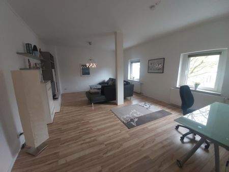 Wohn-/Esszimmer 2. OG links - 