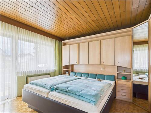 Schlafzimmer EG - 