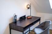 KINDER-/ ARBEITSZIMMER - 