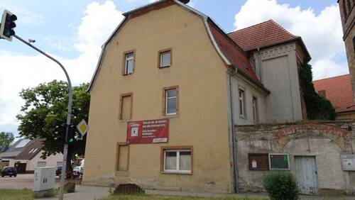 ltes Gutshaus Giebelansicht - 