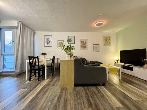 Titelbild - +++ 2-Zimmer-Wohnung mit Stellplatz +++