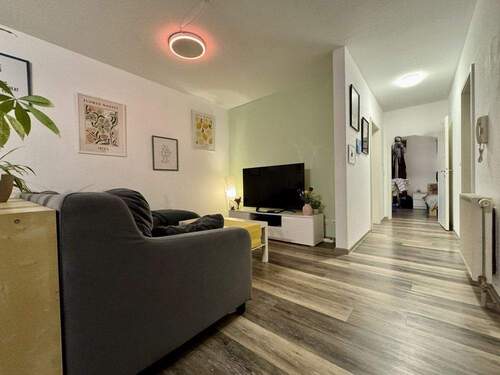 Wohnbereich II - 2 Zimmer Etagenwohnung in Heppenheim