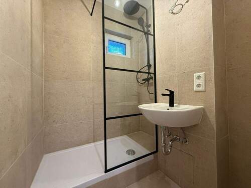 Duschbad - Etagenwohnung mit 82,00 m&sup2; in Bremen zum Kaufen