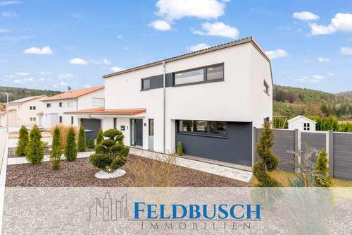 Titelbild Onoffice - Neuwertiges Familienparadies in Utzenhofen - Modern wohnen in idyllischer Lage