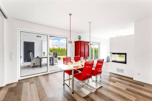 Essbereich - 6 Zimmer Einfamilienhaus in Utzenhofen