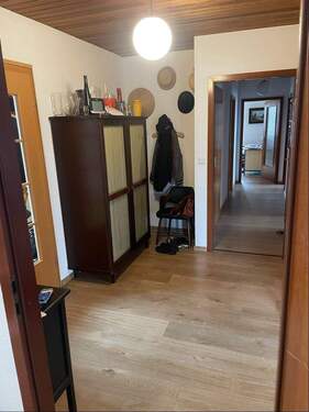 Flur - 8 Zimmer Einfamilienhaus in Springe