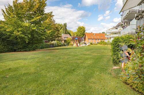 Rasenfläche Rückseite - 