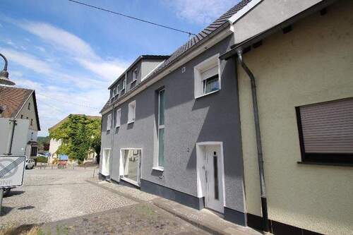 Bild 4 - Mehrfamilienhaus, Wohnhaus mit 240,00 m&sup2; in Brohl-Lützing zum Kaufen