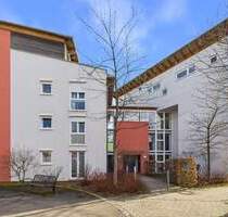 Top-Lage in Neuried: Barrierearme 2-Zimmer-Wohnung mit 2 TG-Stellplätzen u. Loggia