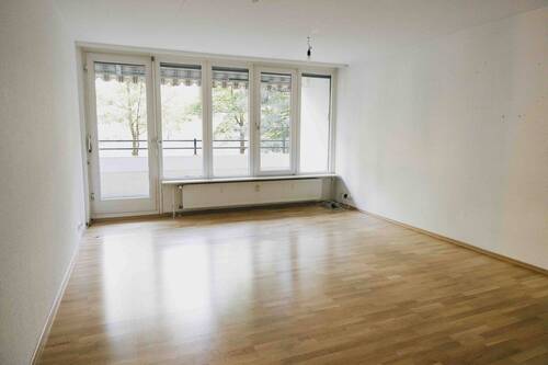 Wohnen/Essen - 3 Zimmer Etagenwohnung zum Kaufen in München