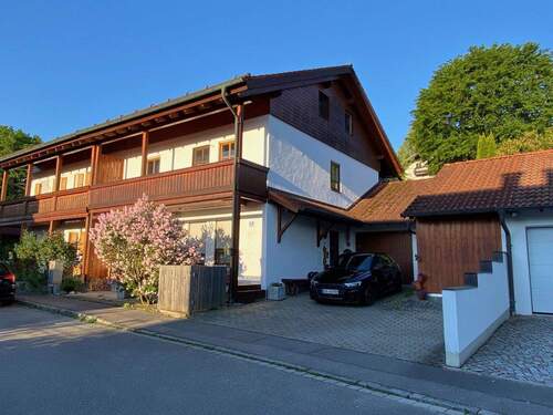 Haus Vorderansicht - Doppelhaushälfte in Aßling in ruhiger Lage