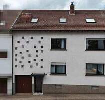 Ruhig & doch zentral - Mehrfamilienhaus in guter Wohnlage von Völklingen-Heidstock - Völklingen / Heidstock