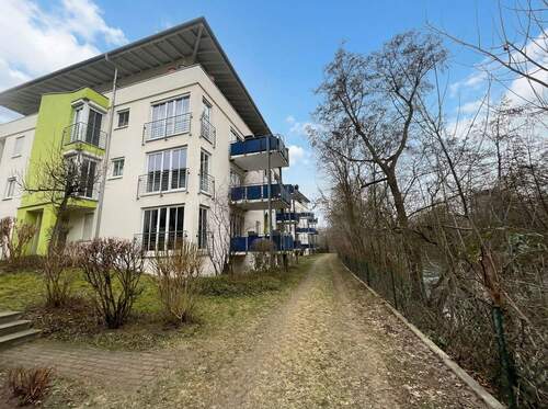 Hausansicht - 3 Zimmer Etagenwohnung zum Kaufen in Leipzig