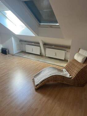 Wohn-Schlafbereich Bild 1 - Etagenwohnung zur Miete in Stein