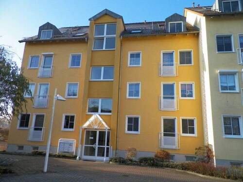 Hausansicht - Ruhiges Wohnen an der Mulde - 280,00&nbsp;EUR Kaltmiete, ca.&nbsp; 42,70&nbsp;m&sup2;&nbsp;Wohnfl&auml;che